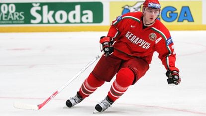 Konstantin Koltsov, en un partido de la selección bielorrusa en abril de 2005 en Viena.