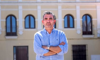 José Pablo Sancha, afectado por una hipoteca con seguro a prima única financiada, a finales de mayo en Sevilla.