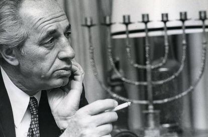 Shimon Peres, durant una entrevista a Madrid el 1988.