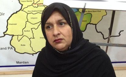 Tabassum Adnan, creadora del primer consejo femenino en una zona antaño bajo el dominio de los talibanes.