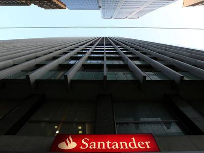 Sede del Banco Santander en Río de Janeiro, Brasil.