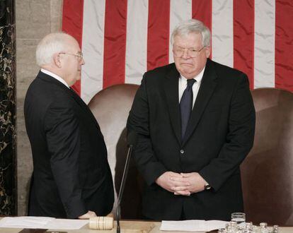 Dick Cheney (izquierda) y Dennis Hastert, en una foto de 2006.