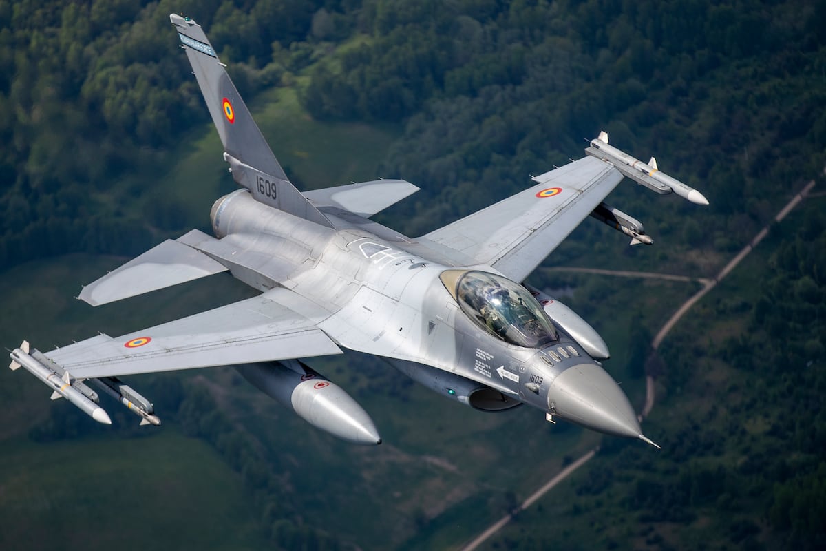 Borrell anuncia que ha venido a Europa a formar pilotos ucranianos en el F-16 |  Internacional