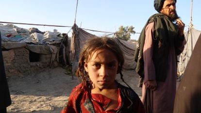 Afasana, de ocho años, fue vendida para contraer matrimonio con un hombre mayor, en Afganistán. 