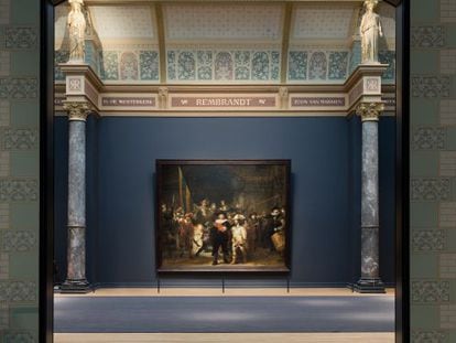 'La ronda de la noche' de Rembrandt vuelve a la sala de honor del Rijksmuseum.