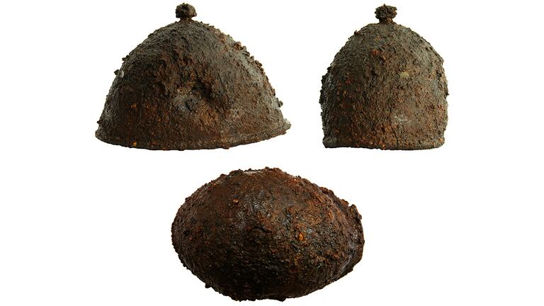 Casco íbero hallado en el yacimiento de Libisosa, en Lazuza (Albacete).