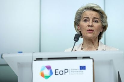 The President of the European Commission, Ursula von der Leyen, in an appearance in Brussels on December 16.