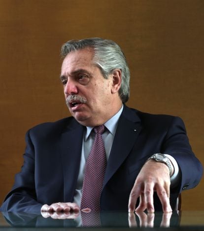 Alberto Fernandez, presidente de Argentina, en entrevista con EL PAÍS.