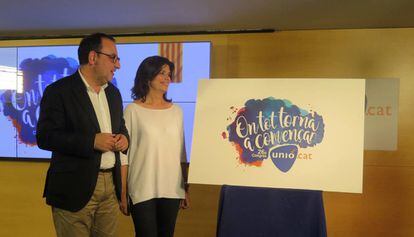 Ramon Espadaler y Montserrat Surroca, junto al logo del Congreso de Unió.