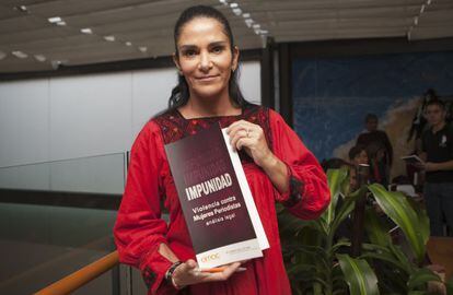 La periodista Lydia Cacho este mi&eacute;rcoles en la presentaci&oacute;n del informe.