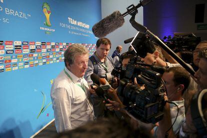 El técnico de Inglaterra, Roy Hodgson, durante el seminario sobre logística organizado por la FIFA en Florianópolis (Brasil).