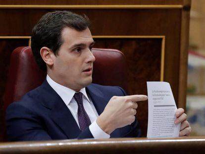 Albert Rivera interpela a Rajoy en la sesión de control en el Congreso el pasado miércoles.