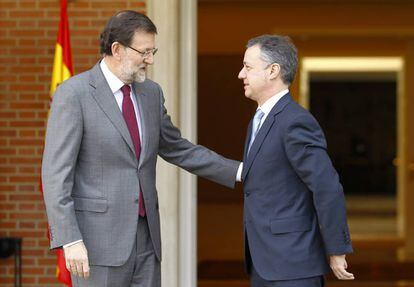 Mariano Rajoy recibe en la Moncloa a I&ntilde;igo Urkullu, en una imagen de archivo.