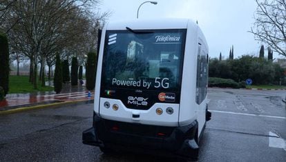 El minibus sin conductor con conexión 5G estrenado este martes en Talavera de la Reina (Toledo).