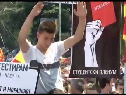Miles de personas exigen la dimisión del primer ministro de Macedonia
