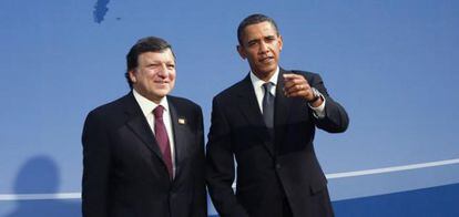 Barack Obama se fotografía junto al presidente de la Comisión Europea, José Manuel Durao Barroso.