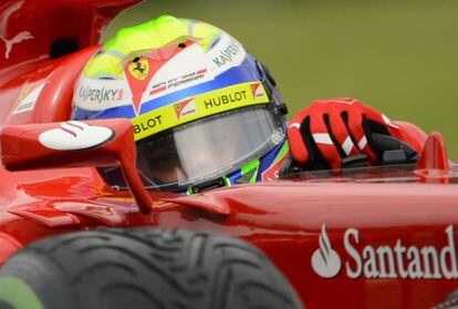 Felipe Massa, a bordo de su Ferrari.