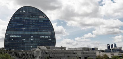 Vista general de la sede del BBVA en el madrileño barrio de Las Tablas, en Madrid. EFE/Mariscal/Archivo