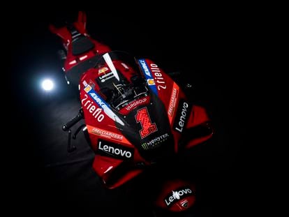 La Ducati de Pecco Bagnaia para 2023, con el número 1.