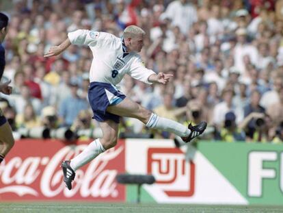 Paul Gascoigne marca a Escocia en Wembley en la Eurocopa de 1996.