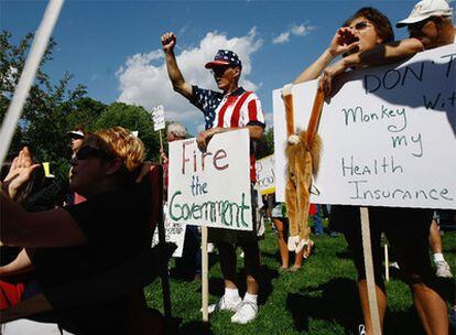 Manifestación de protesta en Colorado contra la reforma de la sanidad impulsada por Barack Obama.