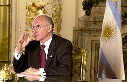 El presidente, Fernando de la Rúa, durante su mensaje a la nación desde la Casa Rosada.