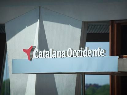 Catalana Occidente acuerda con los sindicatos la salida de hasta 488 trabajadores