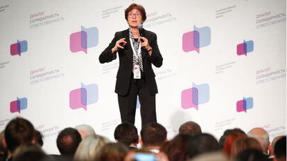 La directora del programa regional del Instituto Independiente de Política Social, Natalia Zubarévich, en una charla en el Foro del Comercio Mundial de Moscú, en 2016.