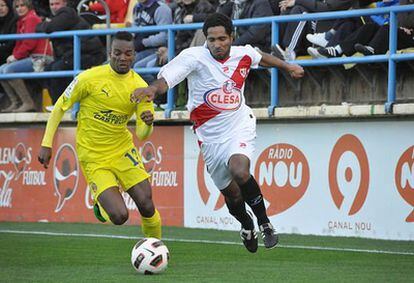 Brayan Angulo, durante el partido ante el Villarreal