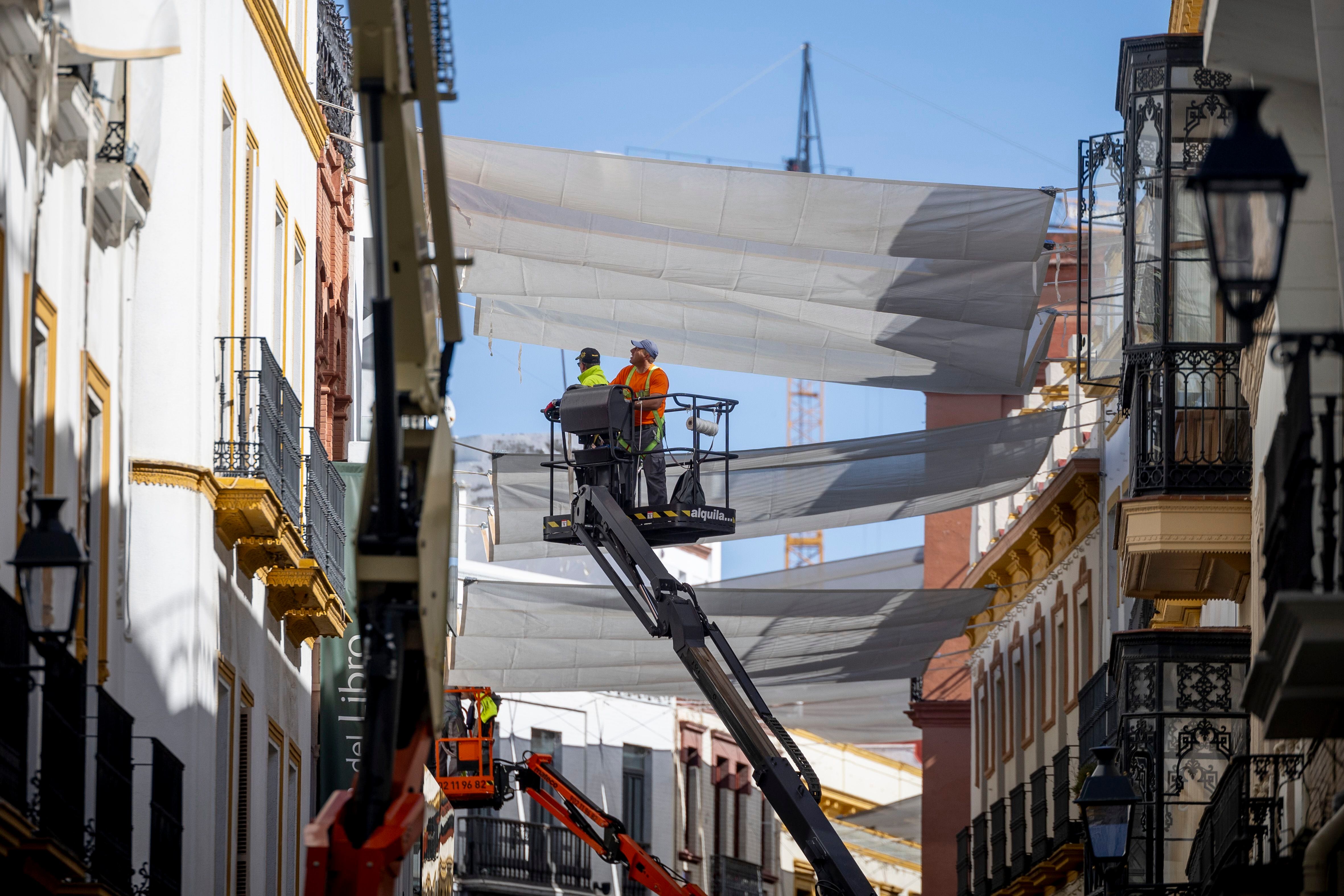 Los salarios pactados en 2024 escalan hasta el 4,4% en marzo, un punto más que hace un mes