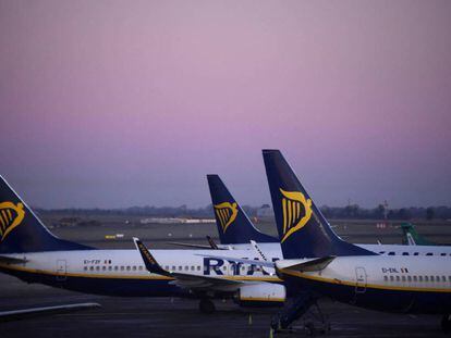 Los tripulantes de Ryanair convocan seis dias de huelga en pleno verano