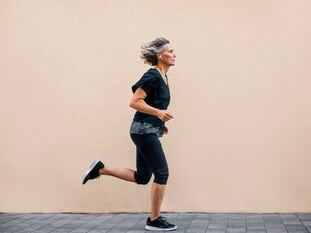 El deporte es fundamental para evitar algunos de los síntomas de la menopausia.