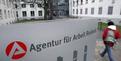 Un oficina p&uacute;blica de empleo en Rostock, Alemania