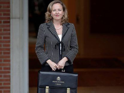 La ministra de Economía Nadia Calviño en el palacio de La Moncloa.