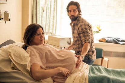 Mandy Moore y Milo Ventimiglia en &lsquo;This is us&rsquo;.