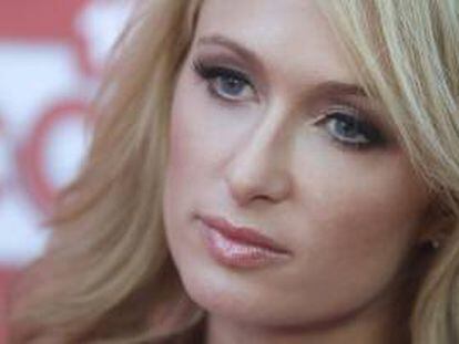 Paris Hilton presentó la demanda contra la compañía Antebi Footwear en un tribunal federal de Nueva York. EFE/Archivo