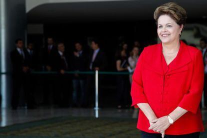 La presidenta de Brasil, Dilma Rousseff, antes de la celebraci&oacute;n de un acto oficial en su pa&iacute;s.