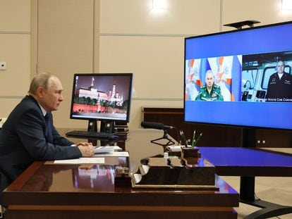 El presidente ruso, Vladímir Putin, participa este miércoles por videoconferencia desde Moscú en la ceremonia de botadura de la fragata 'Almirante Gorshkov'.