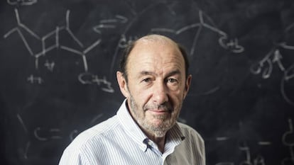 Alfredo Pérez Rubalcaba, en Universidad Complutense de Madrid, donde impartió clase, en 2016.