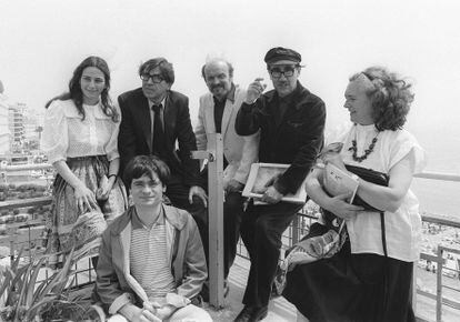 The brothers Paolo (second left) and Vittorio Taviani (second right), at the Cannes presentation of 'The Night of San Lorenzo' in 1982.