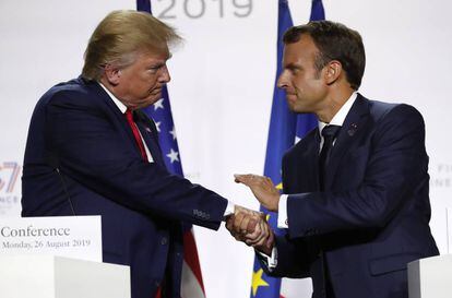 Emmanuel Macron y Donald Trump, en su rueda de prensa conjunta este lunes en Biarritz.