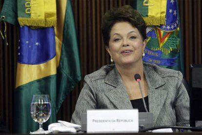 La presidenta de Brasil, Dilma Roussef, durante un reunión.