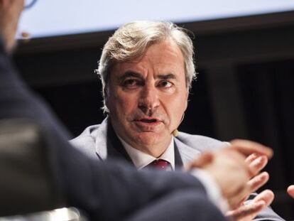 Carlos Sainz, durante su exposici&oacute;n ayer en la jornada sobre patrocinio deportivo organizada por Madrid Horse Week. 