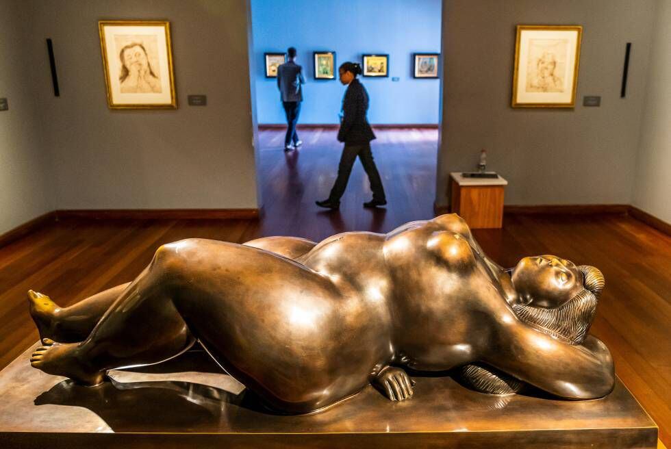 La escultura 'Venus Dormida', de Fernando Botero, en el museo que lleva su nombre en La Candelaria.