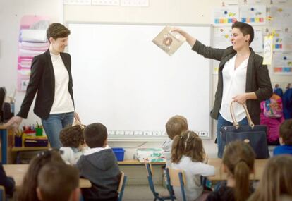 Amélie Mariage (izquierda) y Miriam Reyes, en una Escuela Visual.
