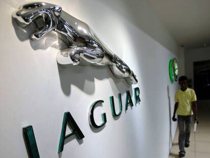  Logotipo de Jaguar.  