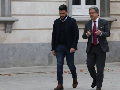 El exdelegado del Gobierno en Catalunya, Enric Millo, se dirige a declarar al Tribunal Supremo.