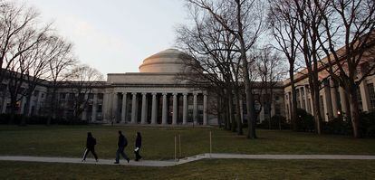 Fotografía de archivo del campus del Instituto de Tecnología de Massachusetts (MIT).