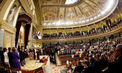 Solemne proclamaci&oacute;n del rey Felipe VI ante las Cortes Generales en el hemiciclo del Congreso de los Diputados el 19 de junio de 2014.  