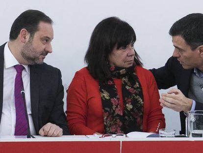 El secretario general de PSOE, Pedro Sánchez, encabeza una reunión de la Ejecutiva en Ferraz.